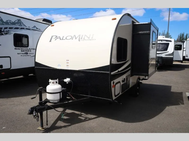 Used 2016 Palomino SolAire Ultra Lite 150RBS — photo 2