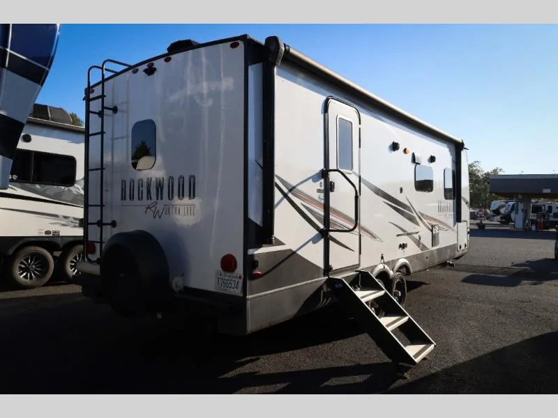 Used 2022 Rockwood 28RLS — photo 4