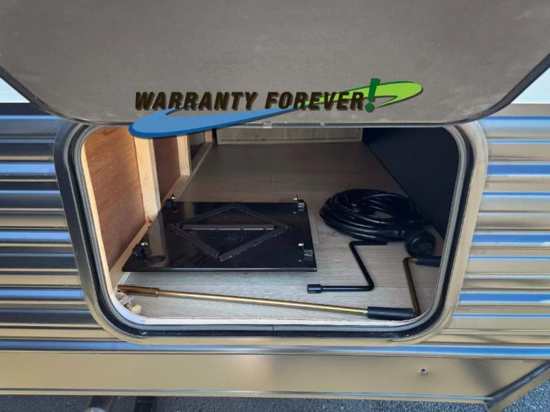 New 2026 Forest River RV Cherokee Grey Wolf 26DBH — photo 3