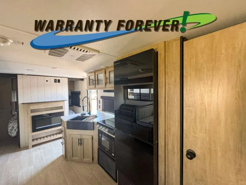 New 2026 Forest River RV Cherokee Grey Wolf 26DBH — photo 7