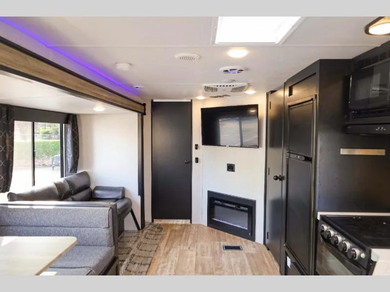 Used 2021 Forest River 264DBH — photo 5