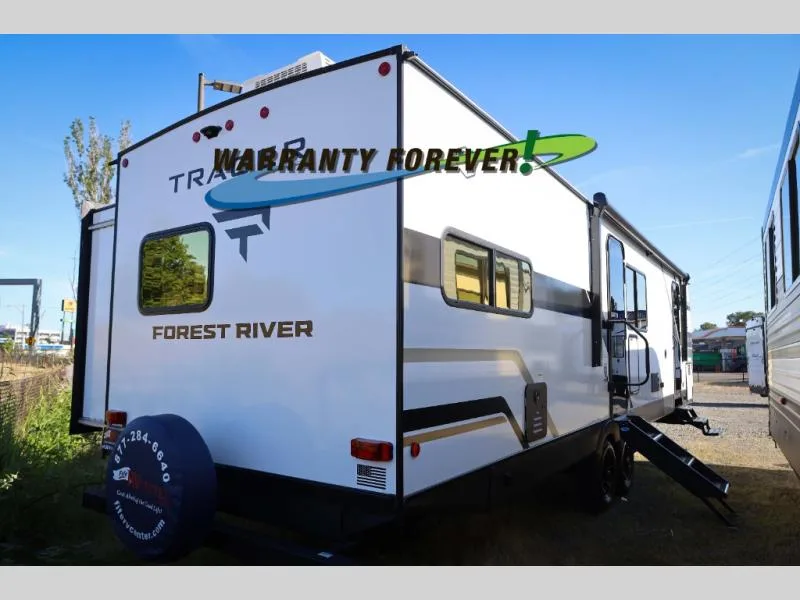 New 2027 Prime Time RV Tracer 295DB — photo 3