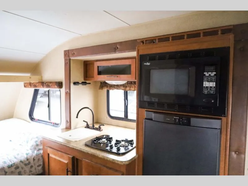 Used 2013 Forest River RV R Pod RP 177 — photo 7
