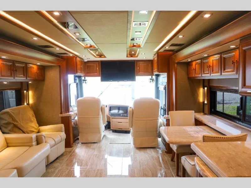 Used 2019 Tiffin Motorhomes Allegro Bus 40AP — photo 8