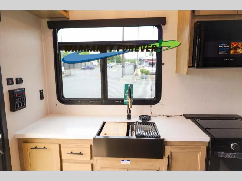 New 2026 Forest River RV Cherokee Timberwolf Black Label 39ALBL — photo 7