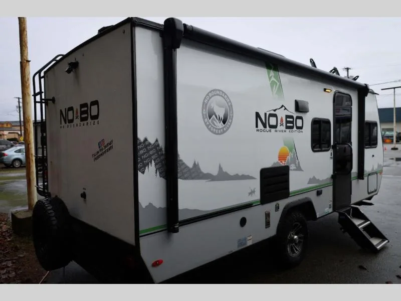 Used 2022 Forest River RV No Boundaries NB19.8 — photo 4