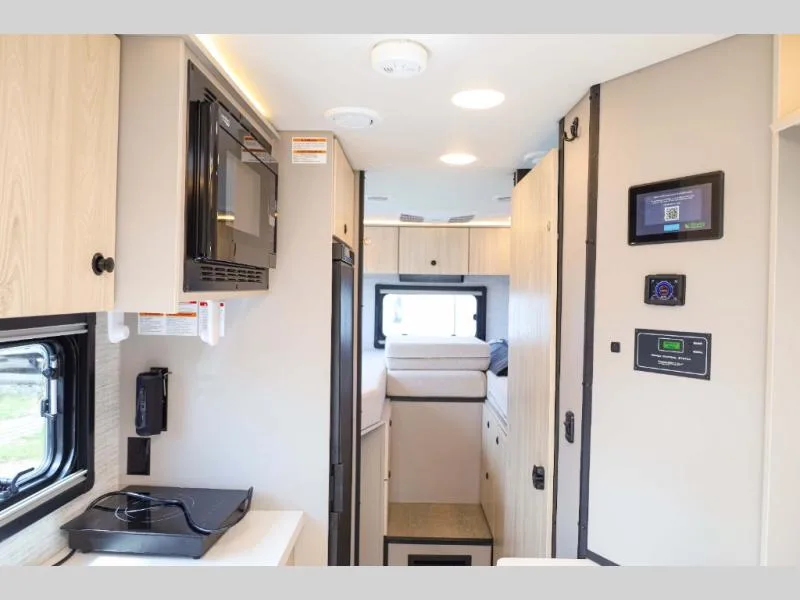 Used 2025 Jayco Granite Ridge 22T — photo 6