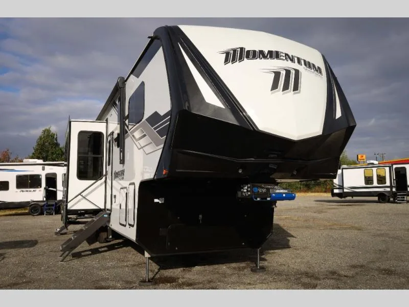 Used 2025 Grand Design 351