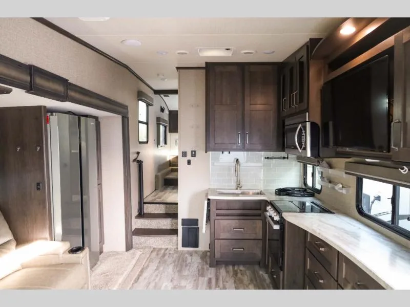 Used 2022 Grand Design Reflection 150 Series 260RD — photo 4