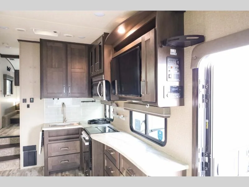 Used 2022 Grand Design Reflection 150 Series 260RD — photo 6