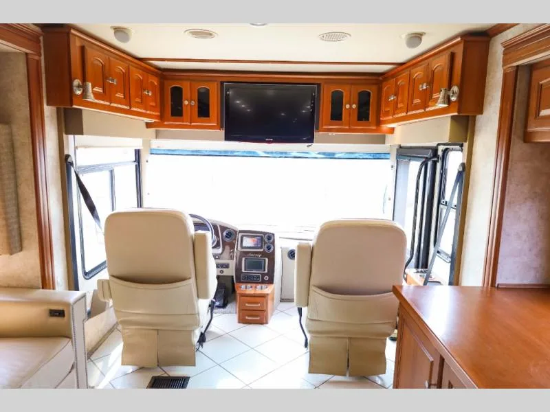 Used 2012 Winnebago 36M — photo 5