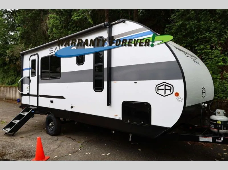 New 2025 Forest River RV Salem FSX 164RDSK — photo 3