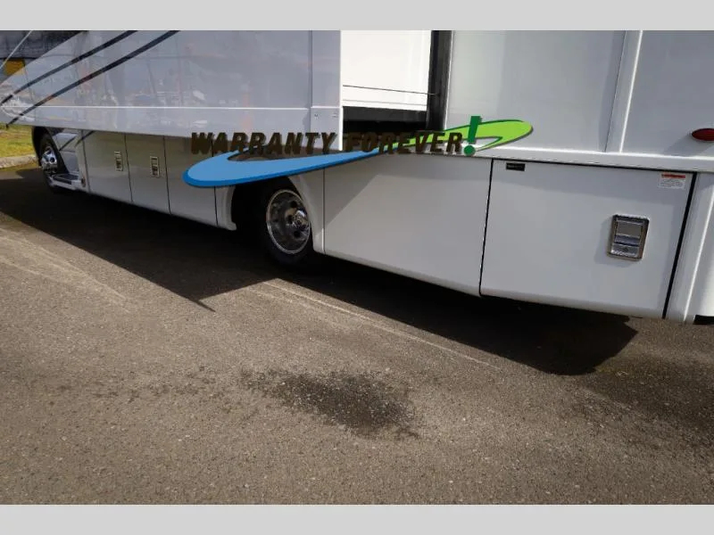 New 2026 Newmar Freedom Aire 2515A — photo 3