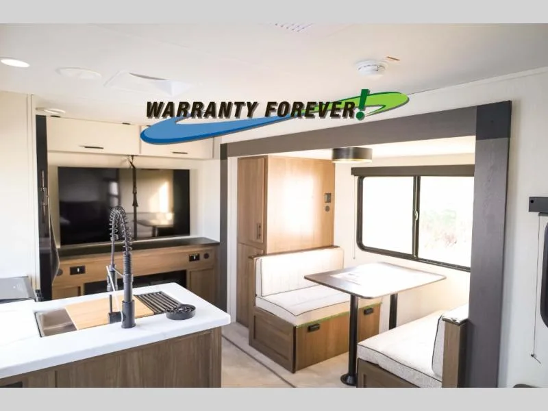 New 2026 Prime Time RV Tracer 248RE — photo 5