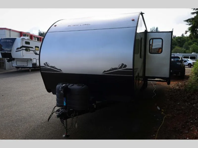 Used 2022 Forest River RV Cherokee Grey Wolf 274BRB — photo 2