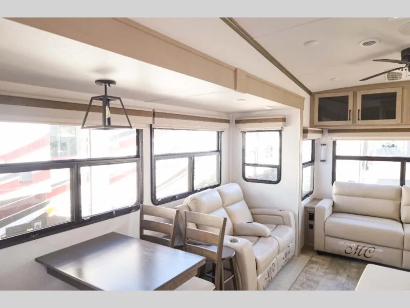 Used 2024 Forest River RV Rockwood Signature 361RL — photo 7