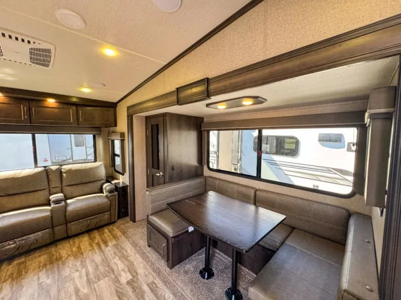 Used 2021 Grand Design Reflection 150 Series 240RL — photo 6