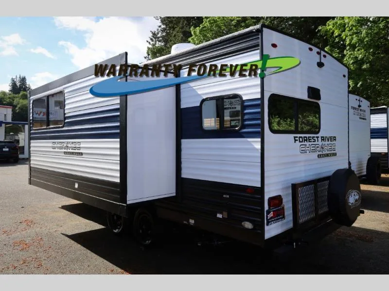 New 2026 Forest River RV Cherokee Grey Wolf 22CE — photo 4