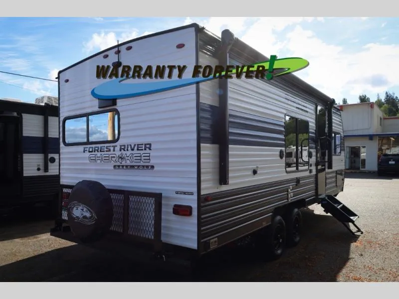 New 2026 Forest River RV Cherokee Grey Wolf 22CE — photo 5