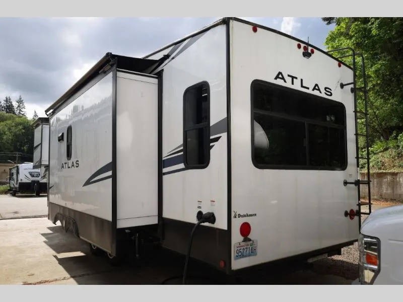 Used 2023 Keystone RV Atlas 2292RLF — photo 4