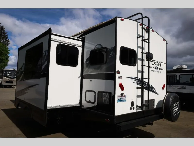Used 2024 Outdoors RV Back Country Series MTN TRX 24KRS — photo 4