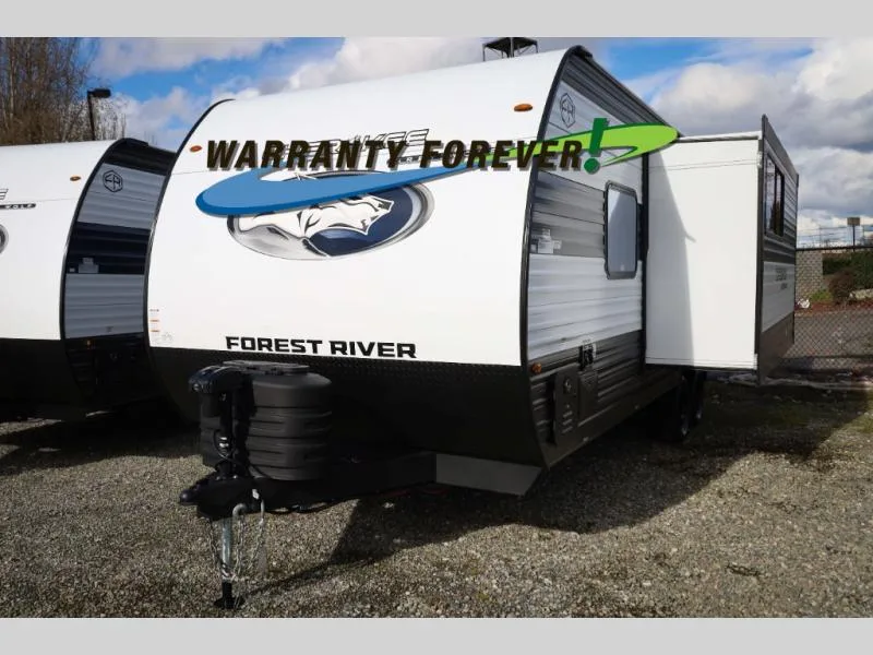 New 2026 Forest River RV Cherokee Grey Wolf 22CE — photo 2