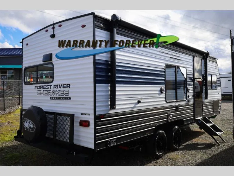 New 2026 Forest River RV Cherokee Grey Wolf 22CE — photo 5