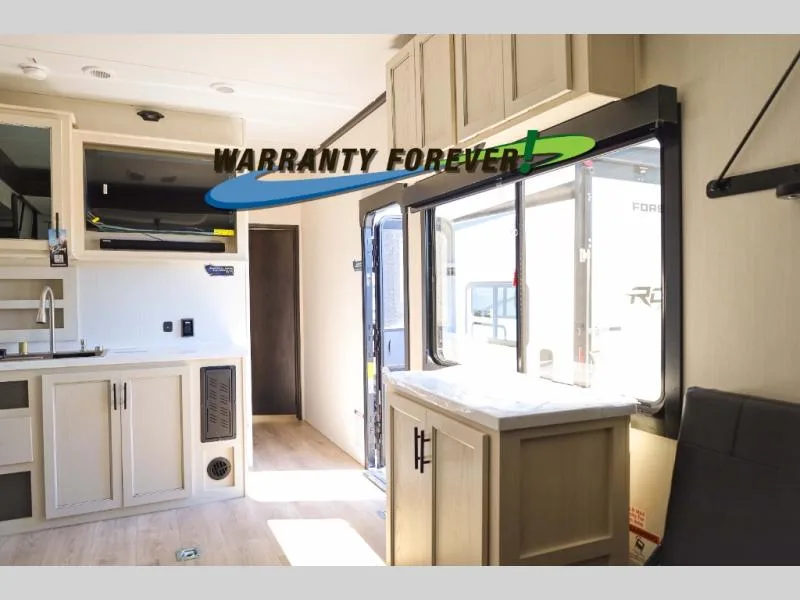 New 2026 Forest River RV Vengeance 26L140 — photo 5