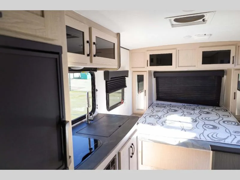Used 2026 Coachmen RV Apex Nano 187RB — photo 7