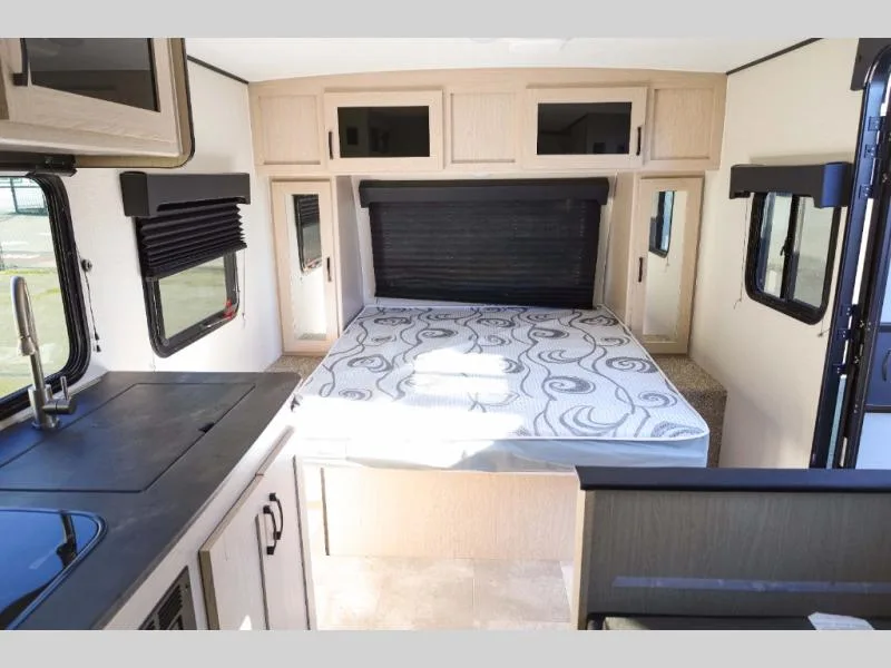 Used 2026 Coachmen RV Apex Nano 187RB — photo 8