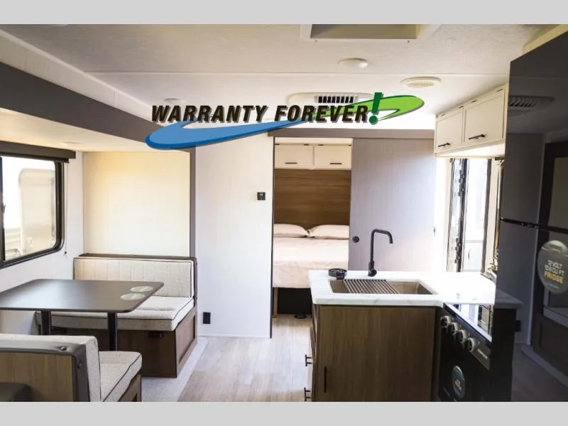 New 2026 Prime Time RV Avenger 25RBS — photo 8