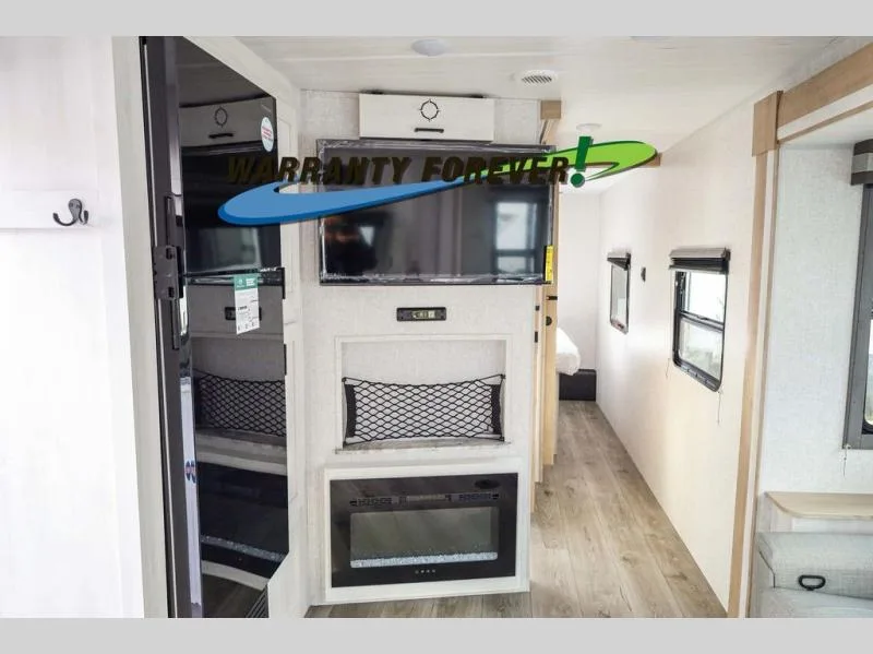 New 2026 EAST TO WEST Longitude 230FK — photo 6