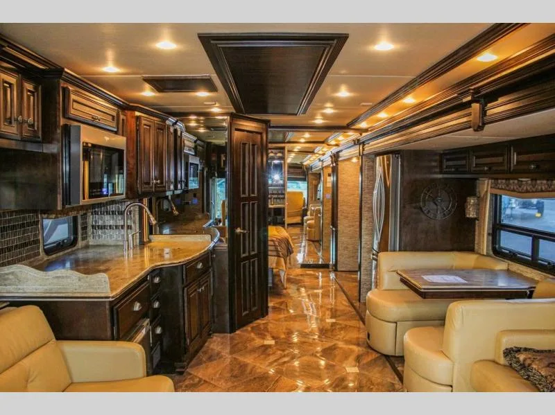 Used 2016 Newmar Dutch Star 3736 — photo 6
