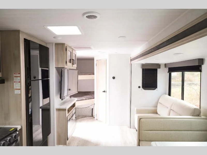 Used 2026 EAST TO WEST Della Terra 262BH — photo 7