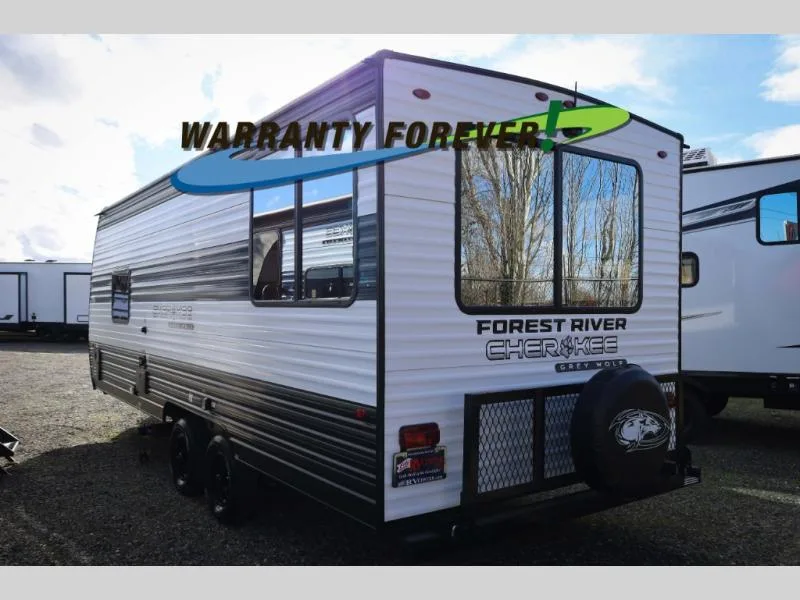 New 2026 Forest River RV Cherokee Grey Wolf 20RDSE — photo 4