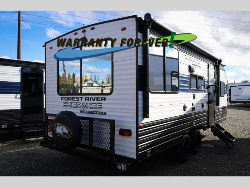 New 2026 Forest River RV Cherokee Grey Wolf 20RDSE — photo 5