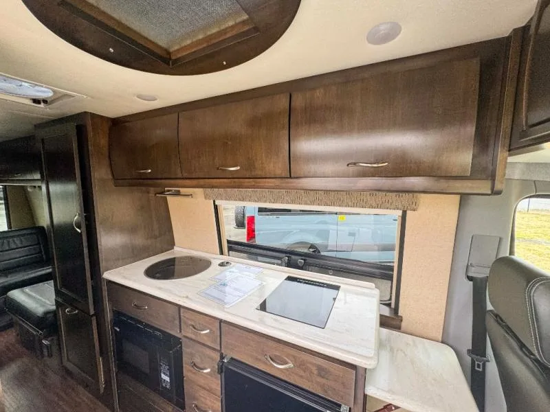 Used 2016 Coachmen RV Galleria 24ST — photo 6