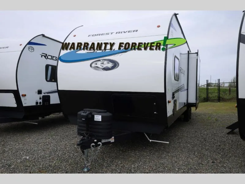 New 2026 Forest River RV Cherokee Rogue SUT 28SUT — photo 2