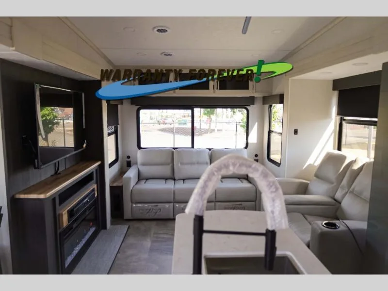 New 2026 Coachmen RV Chaparral 298RLS — photo 5