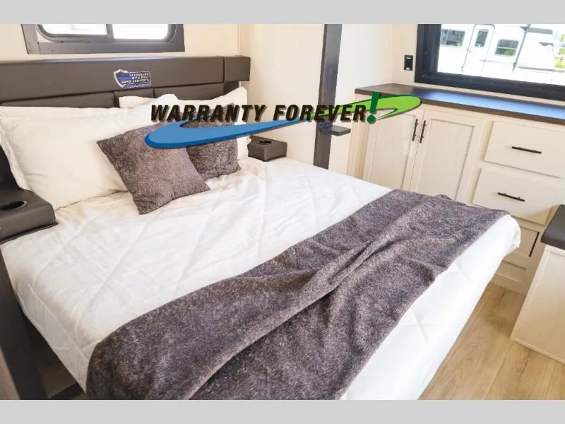 New 2026 Forest River RV Vengeance 25L141 — photo 7