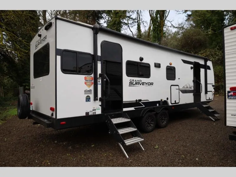 Used 2024 Forest River RV Grand Surveyor 253RLS — photo 4