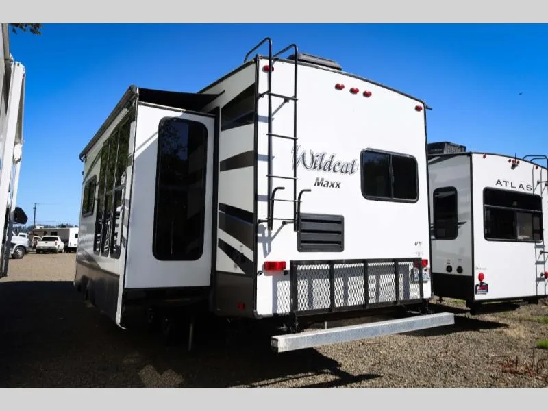 Used 2019 Forest River RV Wildcat Maxx Maxx — photo 4
