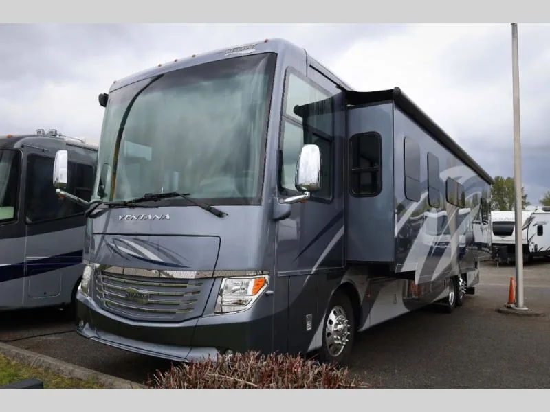 Used 2019 Newmar Ventana 4002 — photo 2
